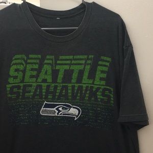 NFL (Seattle Seahawks) - Gray w/ Green TShirt